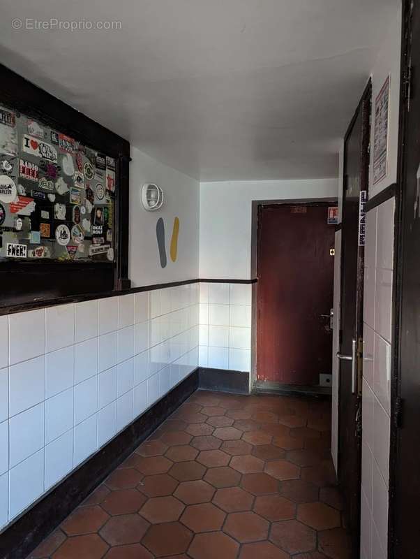 Commerce à PARIS-11E