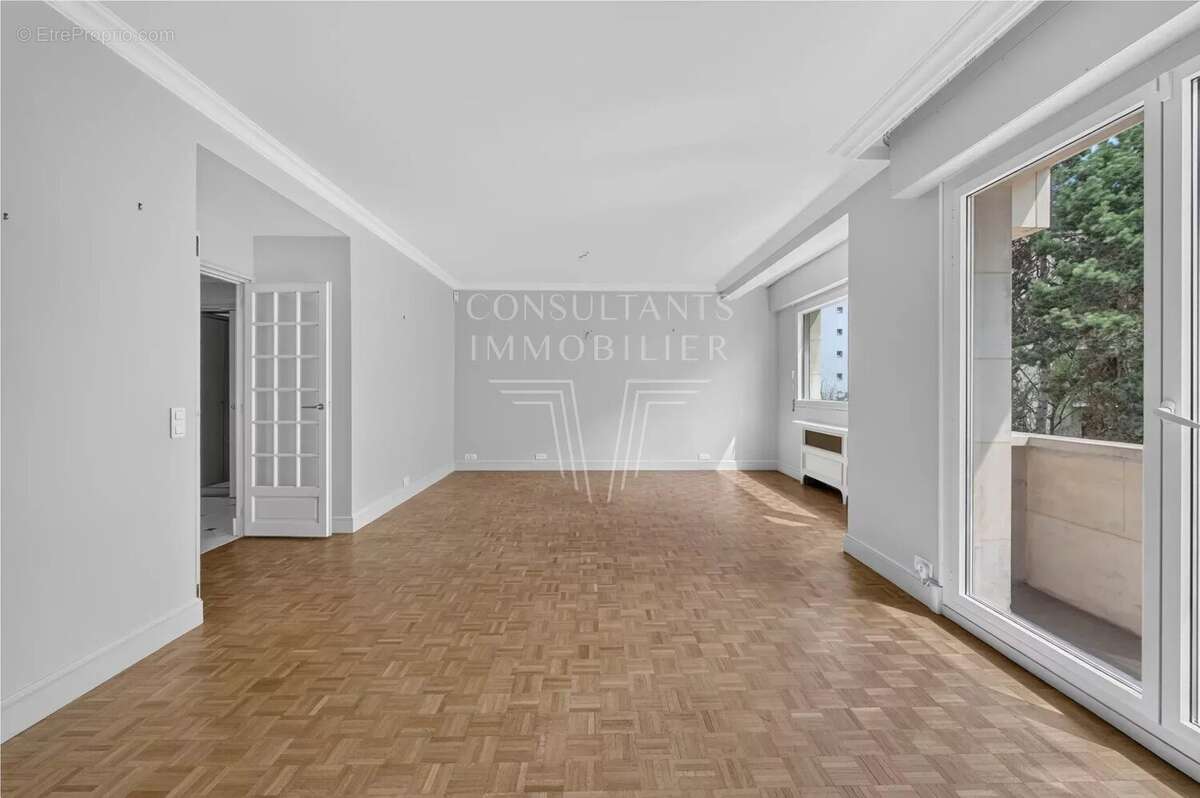 Charles laffitte. appartement familial avec balcons - photo 3