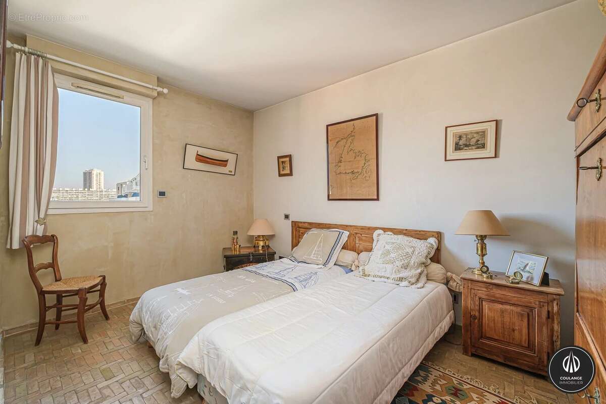 Appartement à MARSEILLE-8E