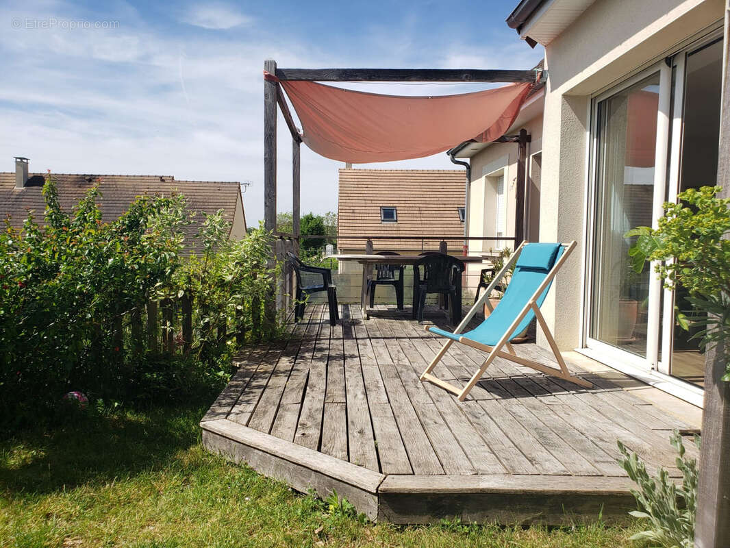 Maison à LE BREIL-SUR-MERIZE