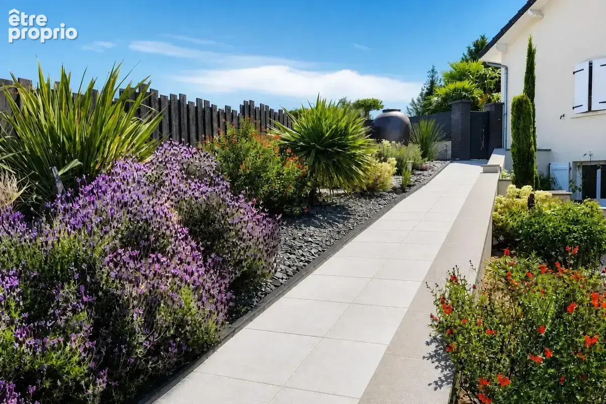 Maison de 7 pièces de 221 m² à Saint-Mathieu - photo 9