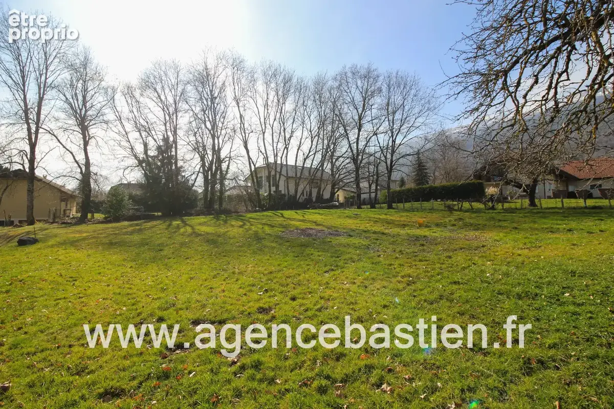 Exclusivité - Terrain constructible à Échenevex - 1.047 m2 - viabilisé - photo 5