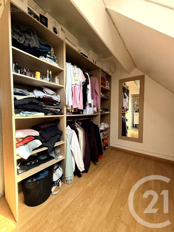 Maison 164 m² à Saint-Quentin  - photo 20