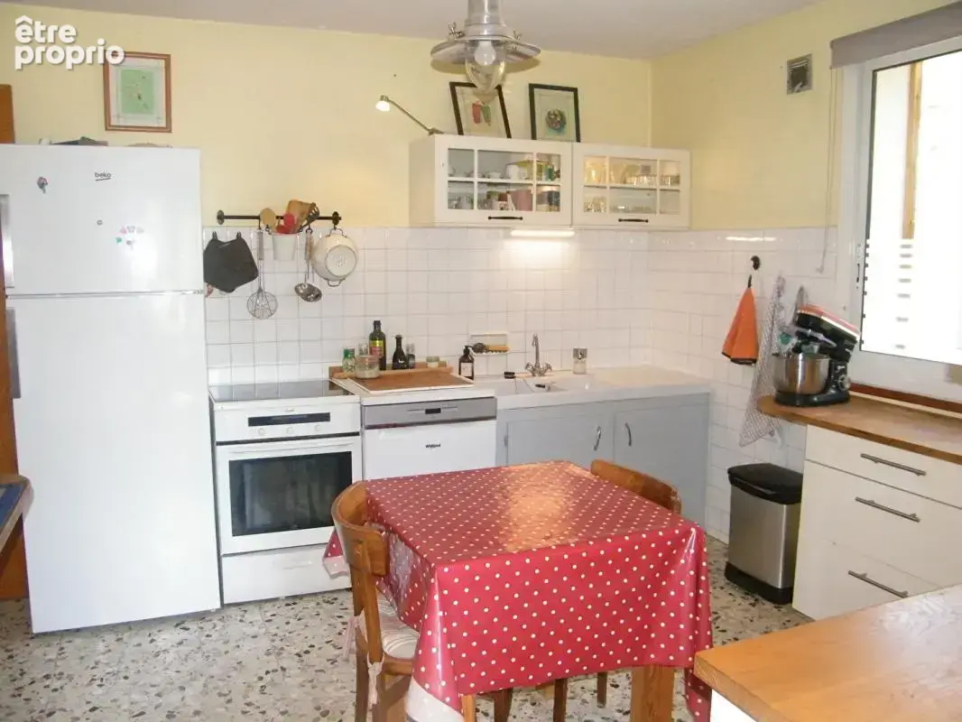 Maison Ancelle 8 pièce(s) 198 m2 - photo 5
