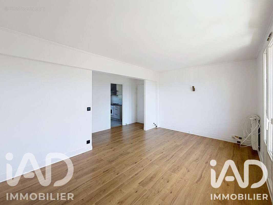 Appartement 61 m² à Les Clayes-Sous-Bois  - photo 4