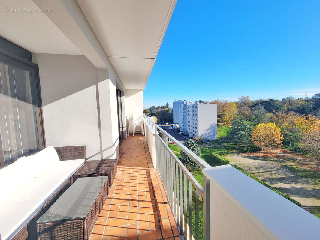 Appartement à OULLINS