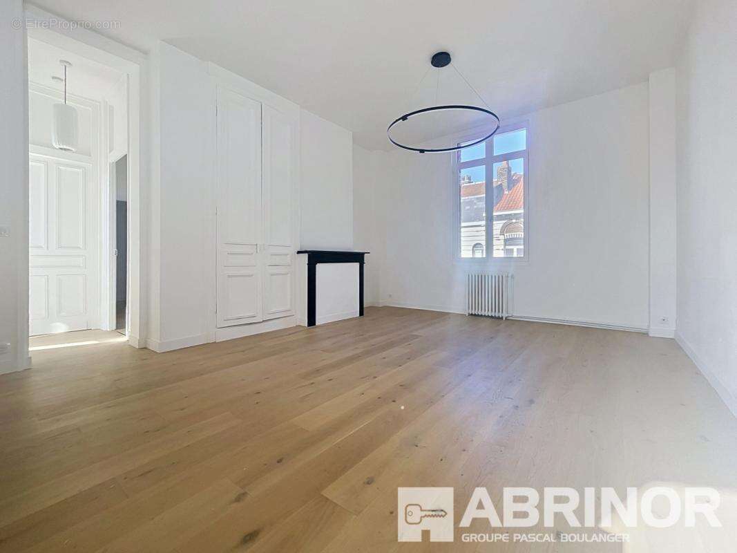 LAMBERSART, en bordure de la Deûle,  Appartement 85 m² type 3 refait à neuf - photo 4