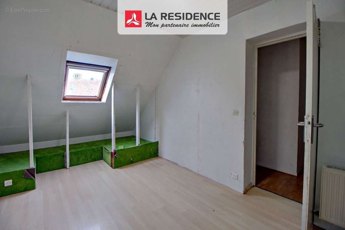 Maison 95 m² à Aubevoye  - photo 7