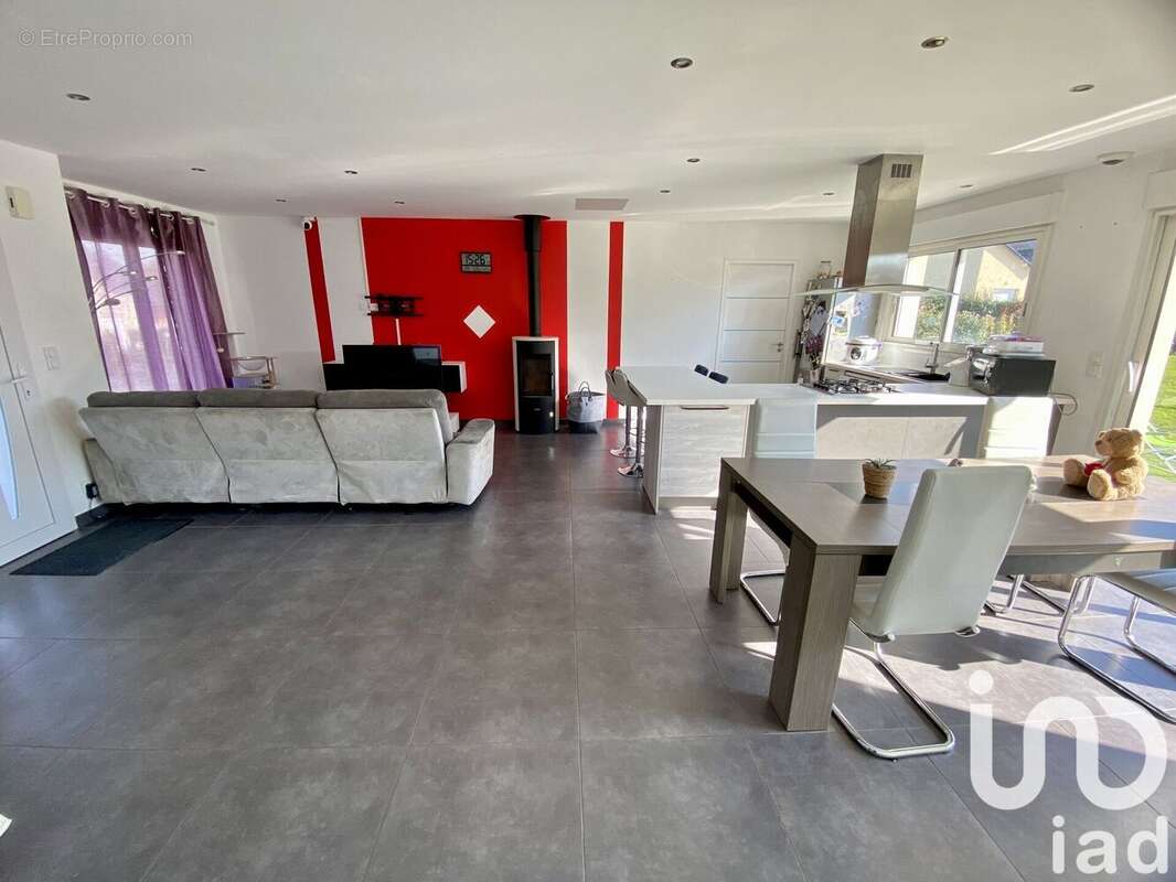 Photo 2 - Maison à JUBLAINS