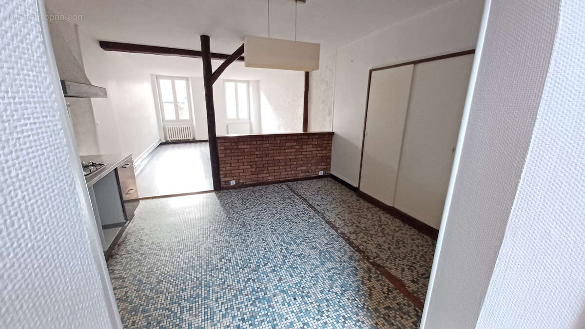 Appartement à LA CHARITE-SUR-LOIRE