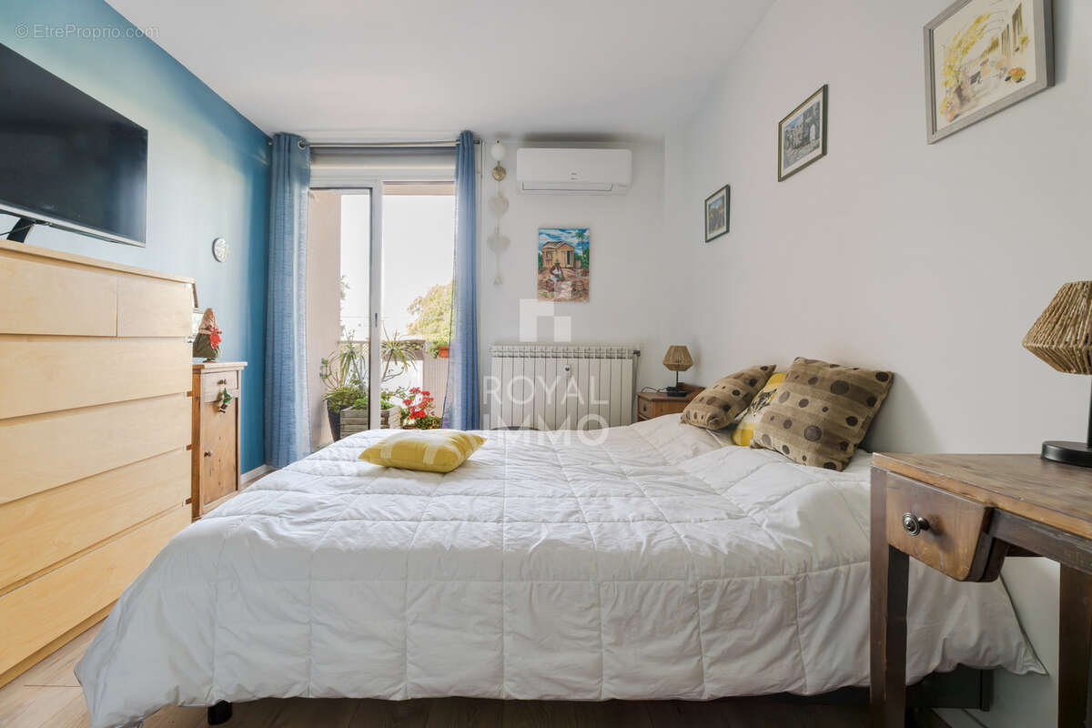 Appartement à LA VALETTE-DU-VAR