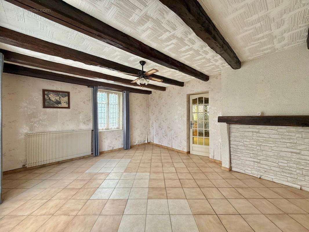 Maison à AUVILLARS-SUR-SAONE