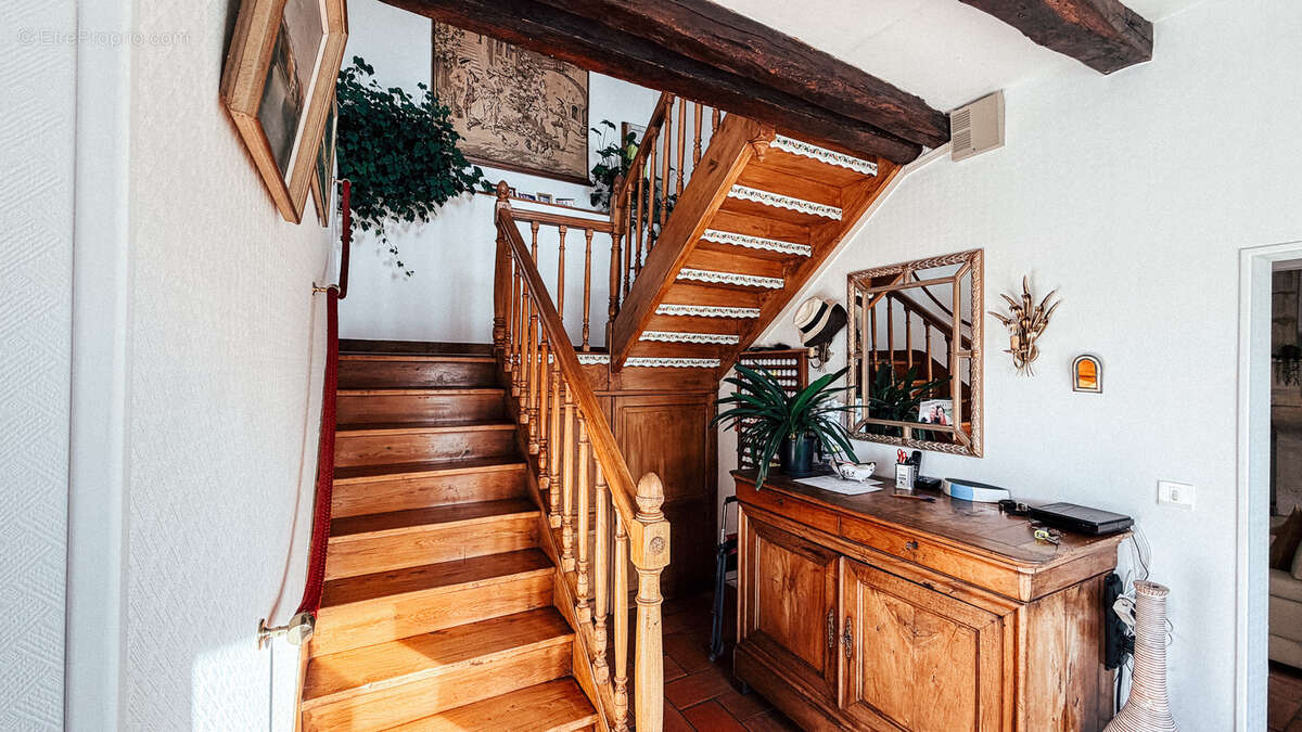 Maison à MOUTHIERS-SUR-BOEME