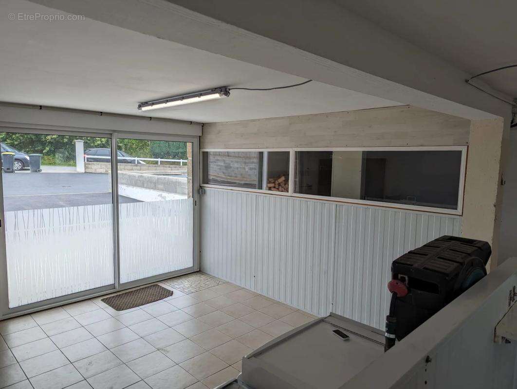 Maison à POMMERIT-LE-VICOMTE