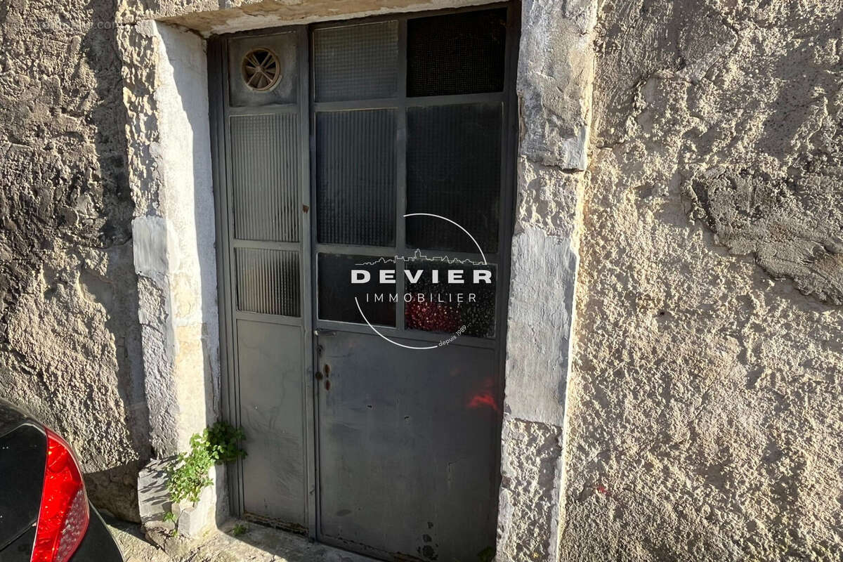 Appartement à CASTRIES