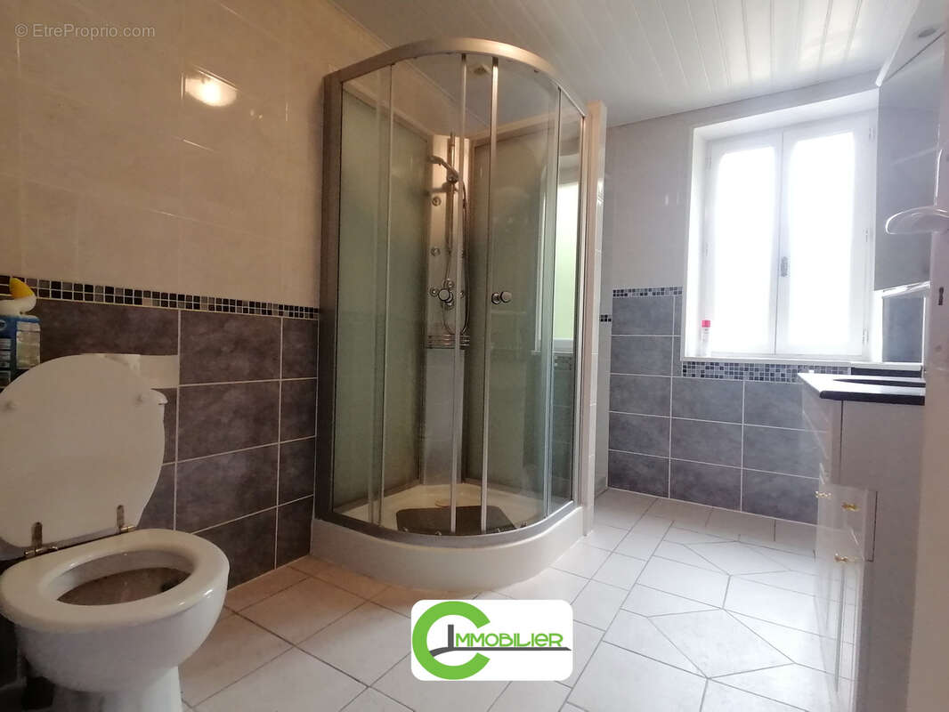 Maison à SEMUR-EN-VALLON