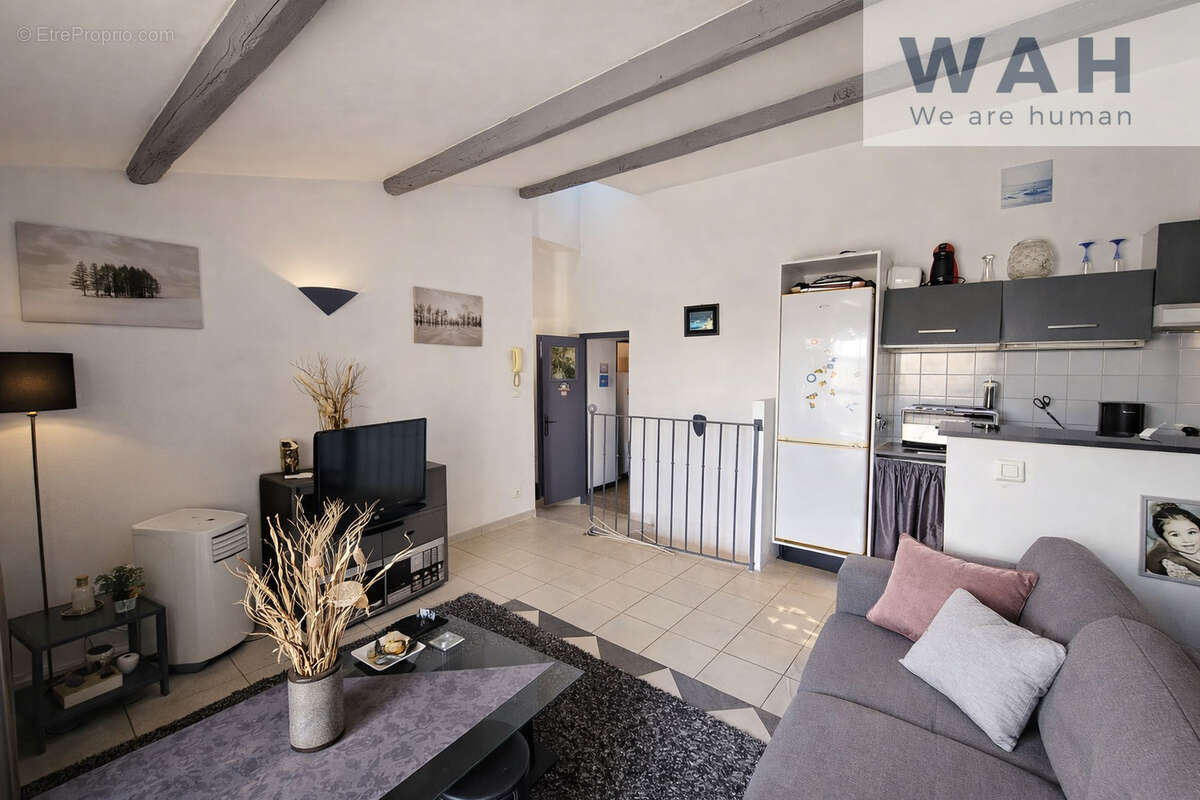Opportunité investisseur : immeuble de rapport avec commerce et logements louésl -> 9% de rendement - photo 5
