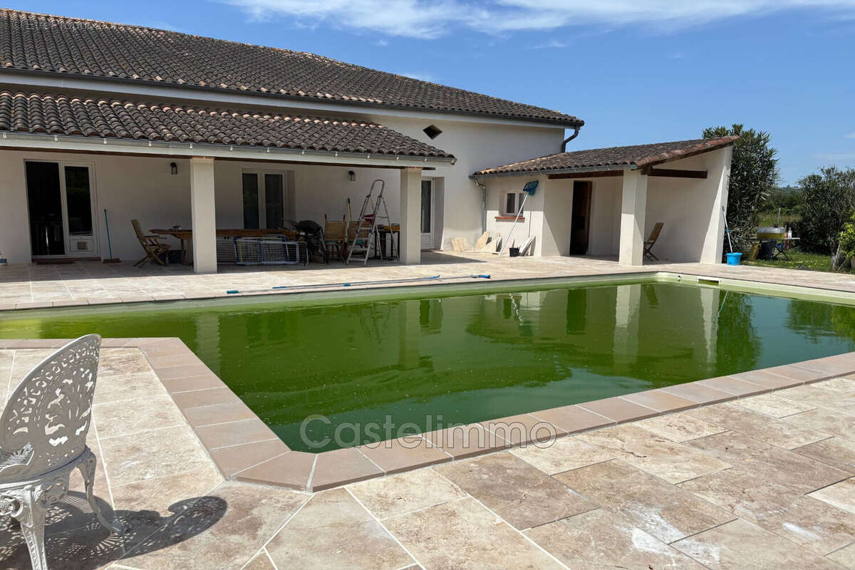 Maison à SAINT-NICOLAS-DE-LA-GRAVE