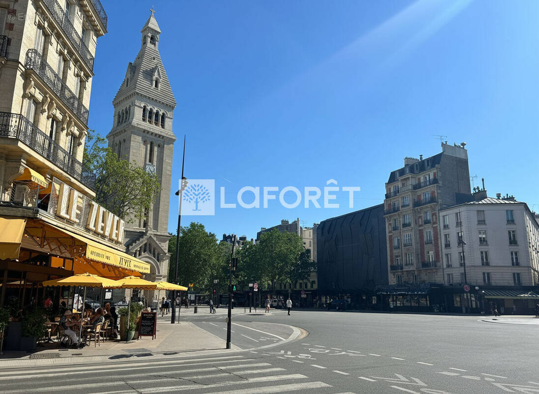 Appartement à PARIS-14E