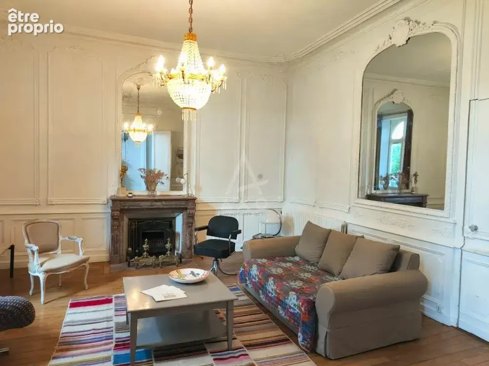 DURTAL  Élégante maison de maître au pied du château, avec accès au Loir - photo 5