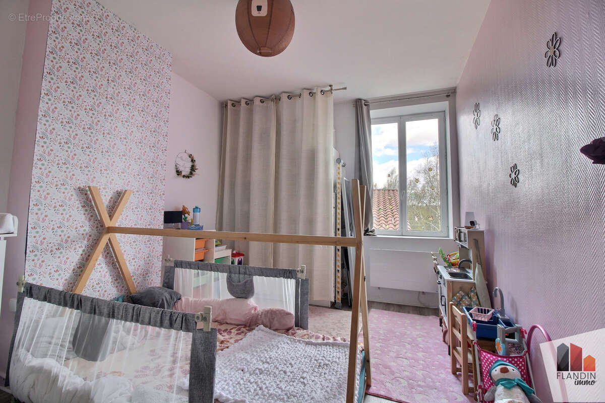 Appartement à VERNAISON