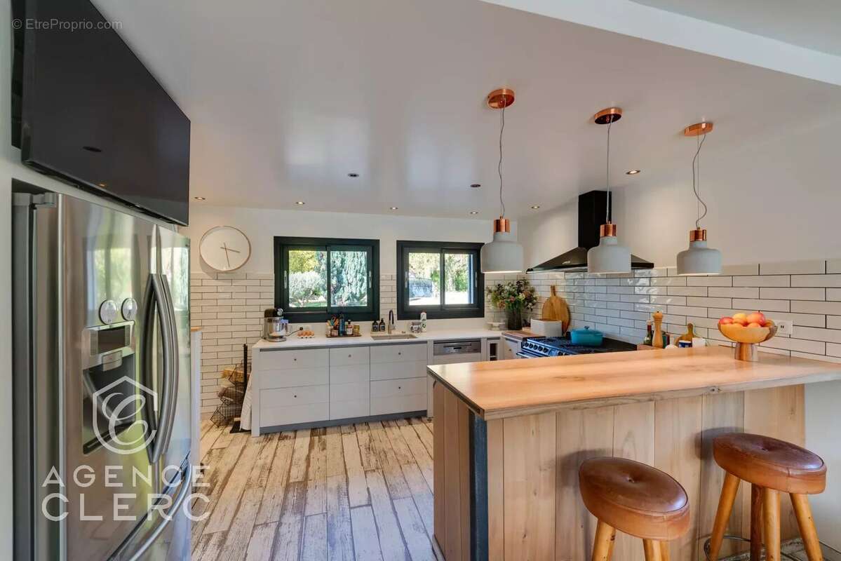 Maison à MENTHON-SAINT-BERNARD