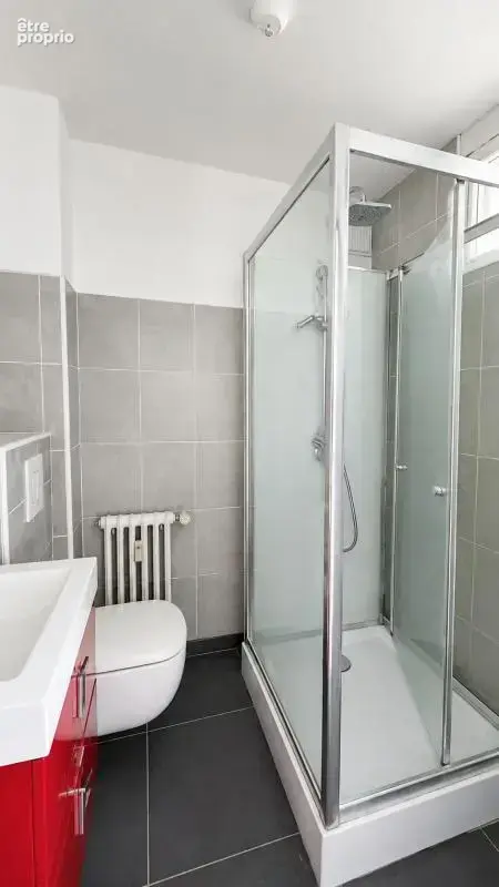Appartement 2 pièces avec parking et grenier – Étampes, quartier Saint-Pierre - photo 5