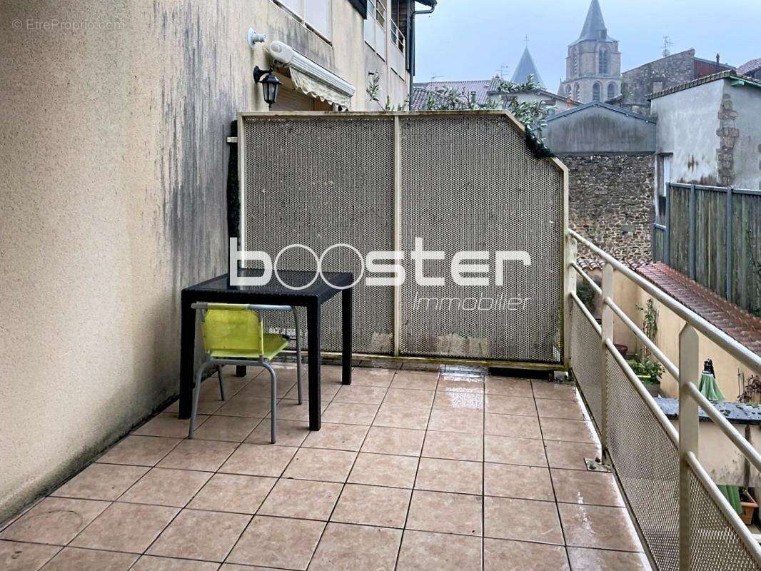 Appartement à SAINT-JUNIEN
