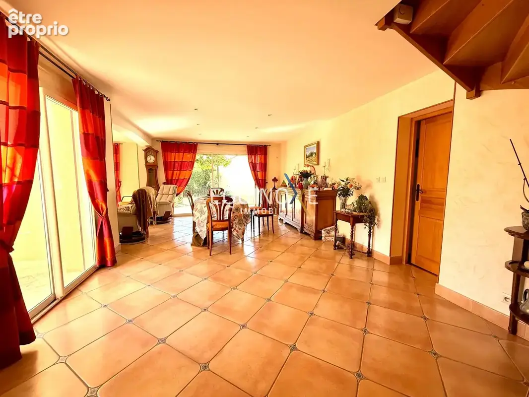 Maison familiale de 190 m2 à Vertou, proche centre-ville - photo 5