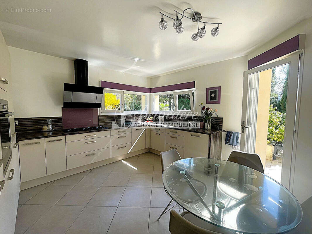 MAISON CHAUVRY - 8 pièce(s) - 267 m2 - photo 5
