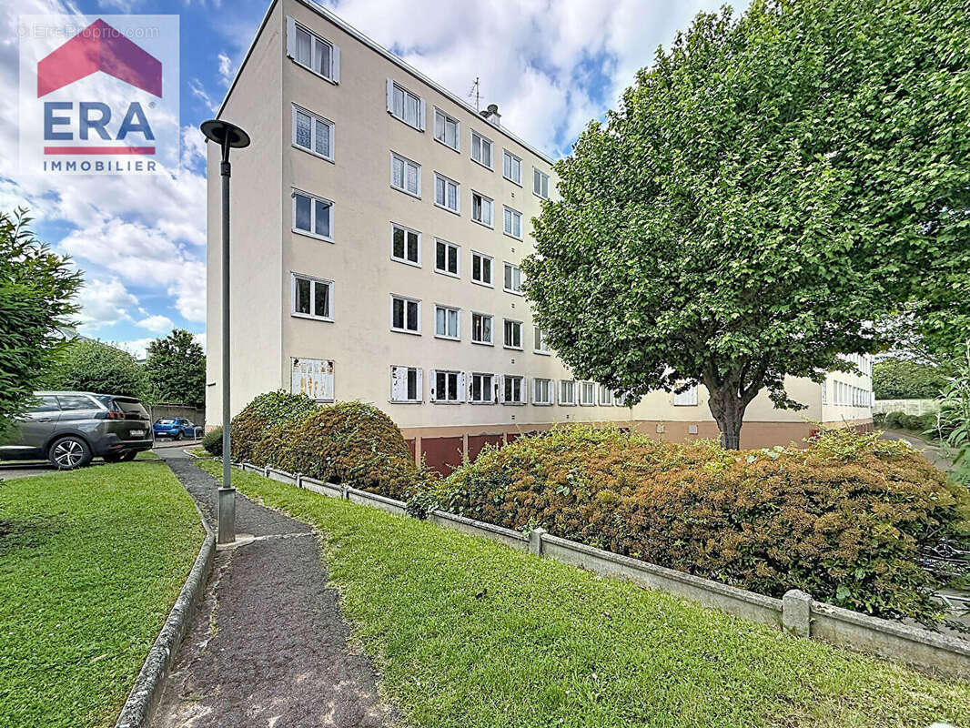 Appartement à IVRY-SUR-SEINE