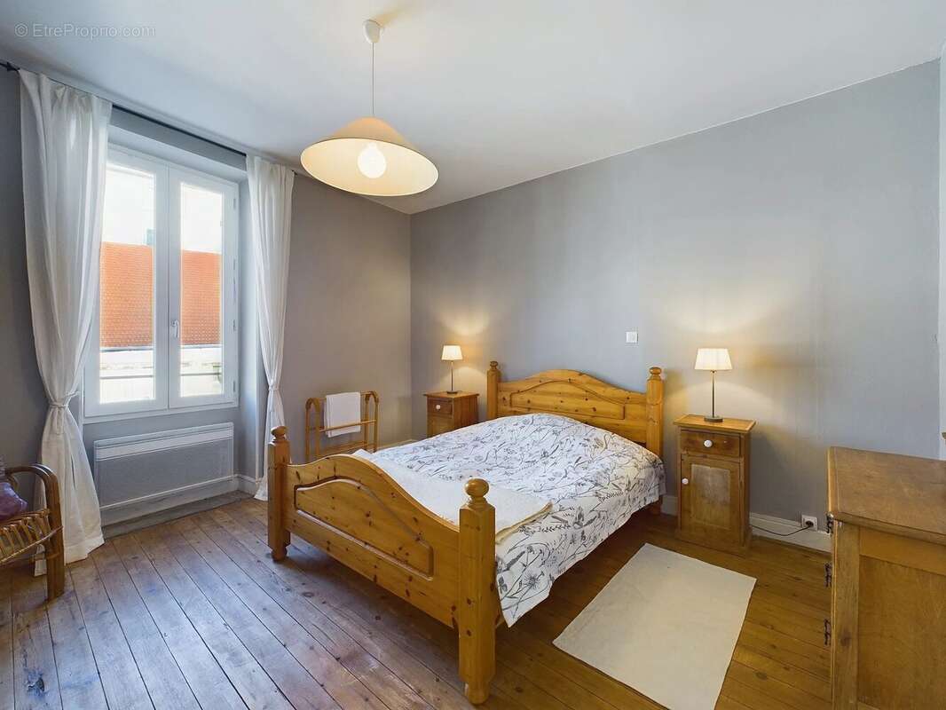 Maison à MONFLANQUIN