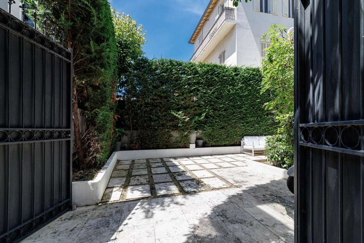 Maison à SAINT-JEAN-CAP-FERRAT