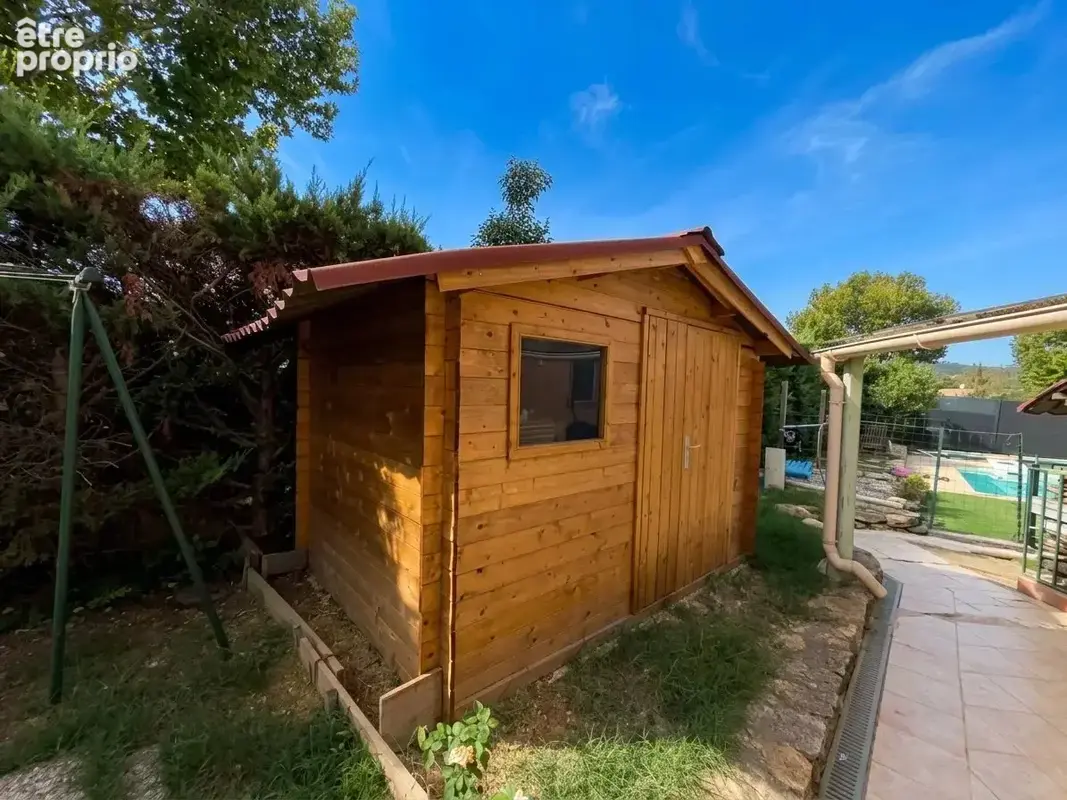 LE VAL - Belle maison provençale au calme, 5 chambres, terrain de 490 m² - photo 5