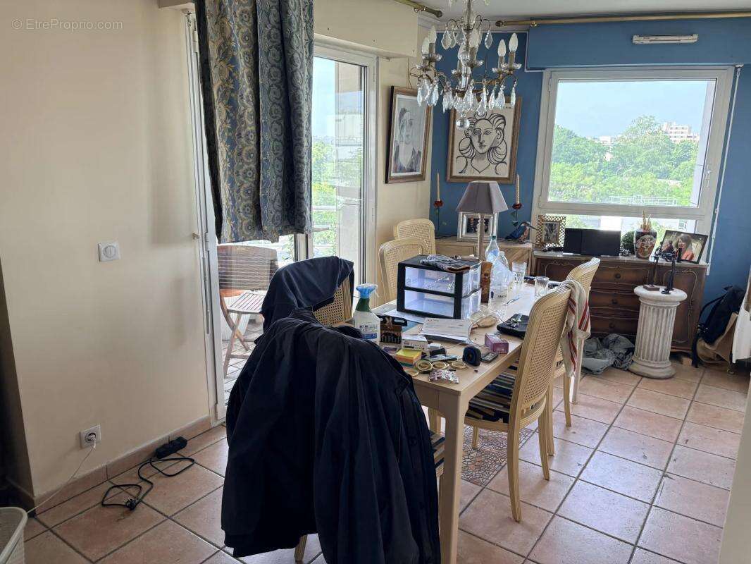 Appartement à MONTIGNY-LE-BRETONNEUX