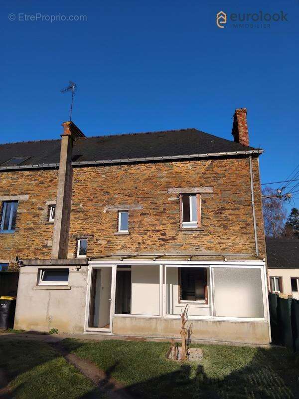 Maison à MALESTROIT