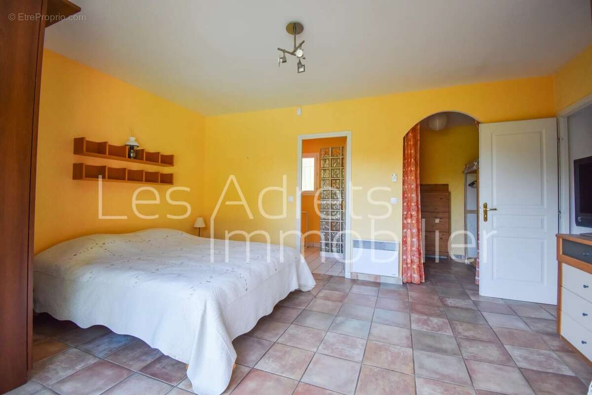 Villa provençale, proche village & A8 - photo 16