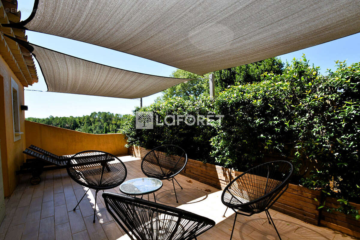 Maison à MONTAUROUX