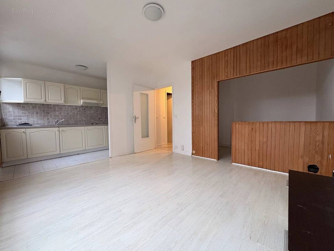 Appartement à LE PLESSIS-TREVISE