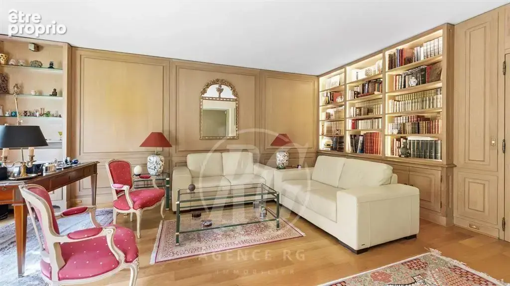 Appartement traversant avec jardin privatif de 500 m² - photo 6