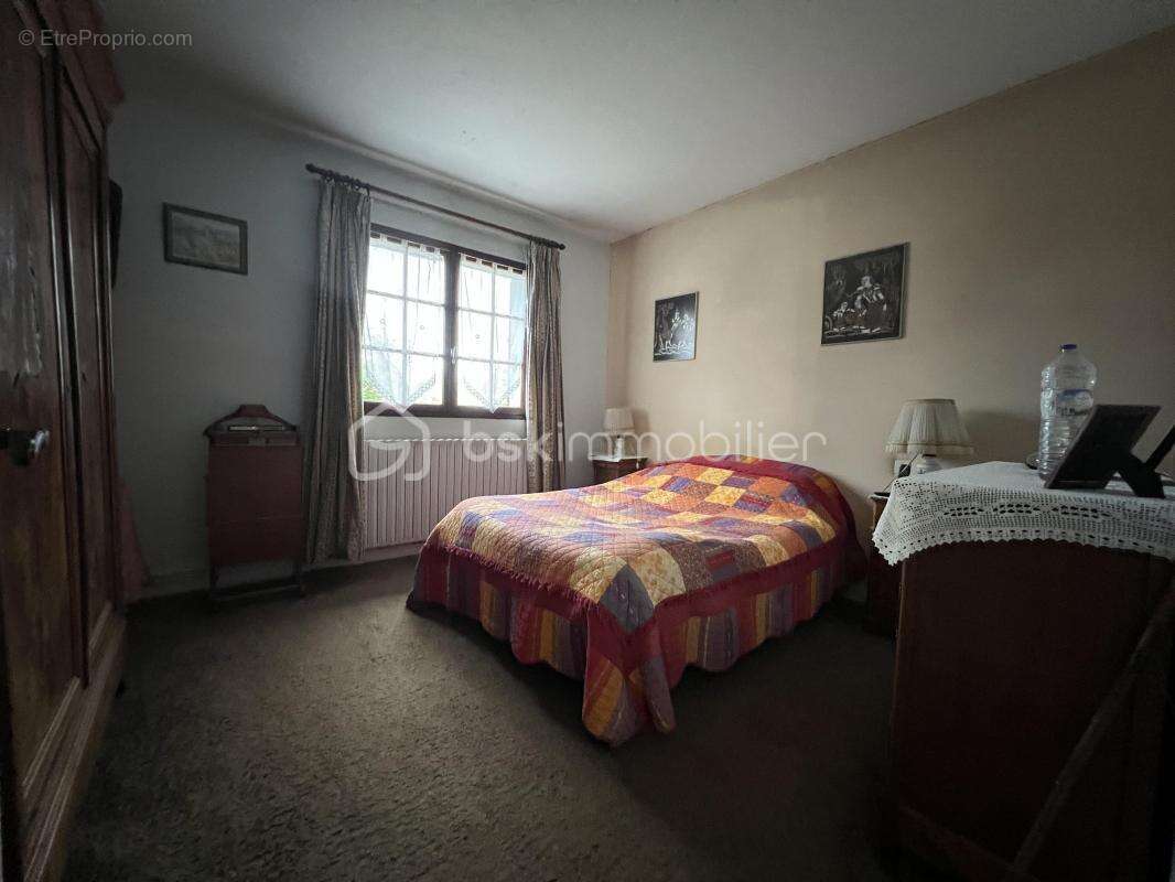 Maison à ORVILLIERS