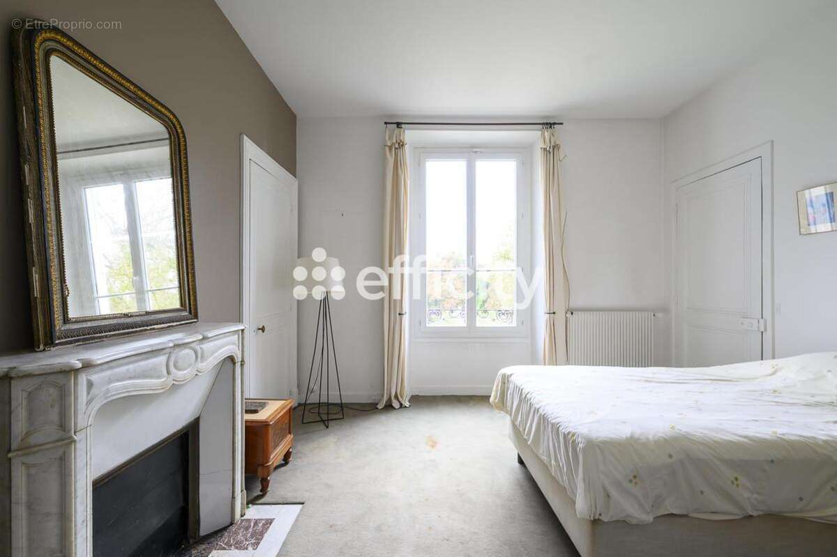 Maison à JOUY-EN-JOSAS