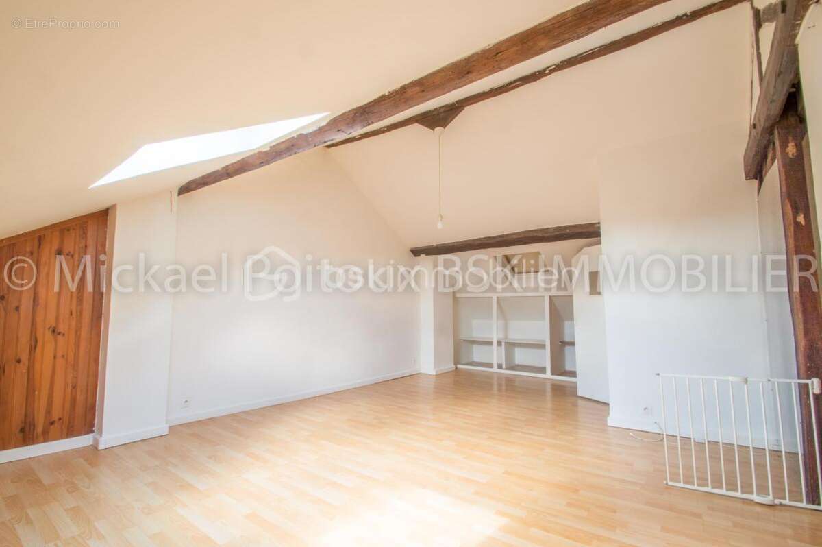 Appartement à LEUVILLE-SUR-ORGE