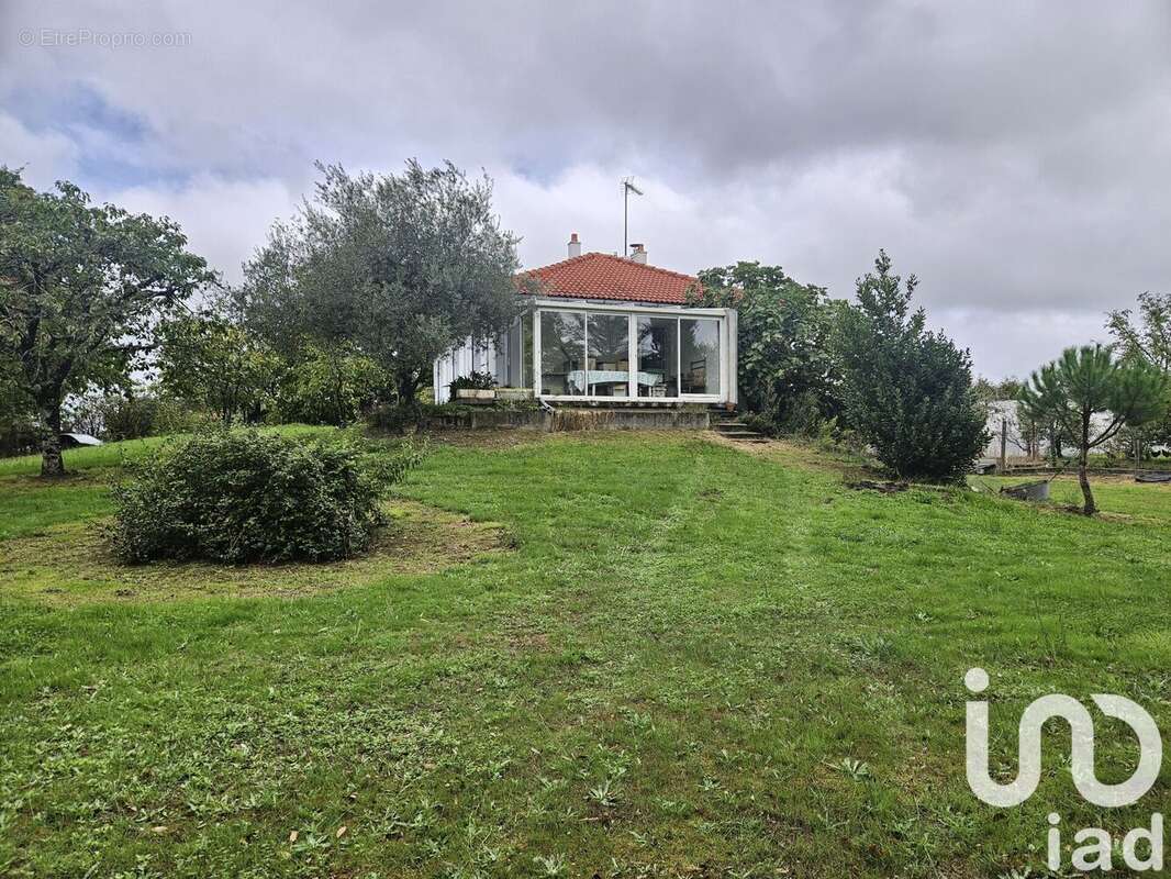 Photo 3 - Maison à NESMY