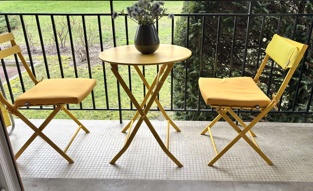 Appartement à ENGHIEN-LES-BAINS