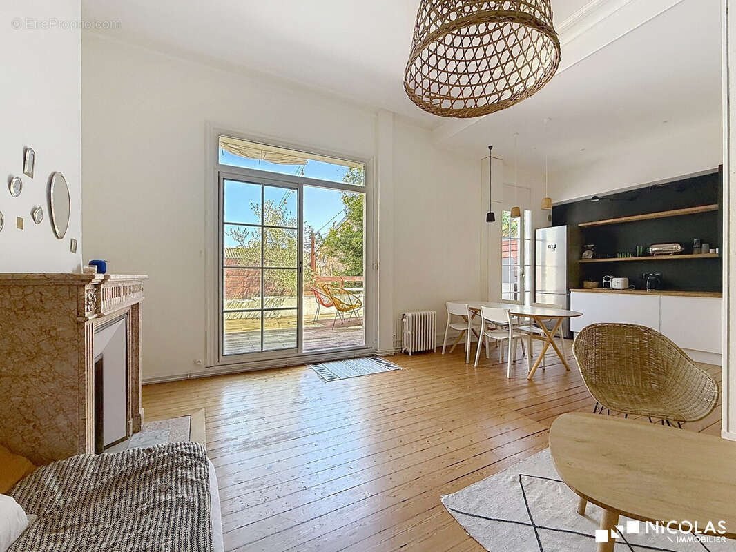 Appartement à BORDEAUX