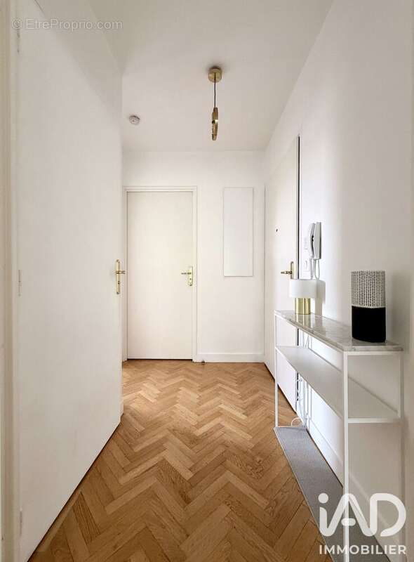 Photo 8 - Appartement à LE PLESSIS-ROBINSON