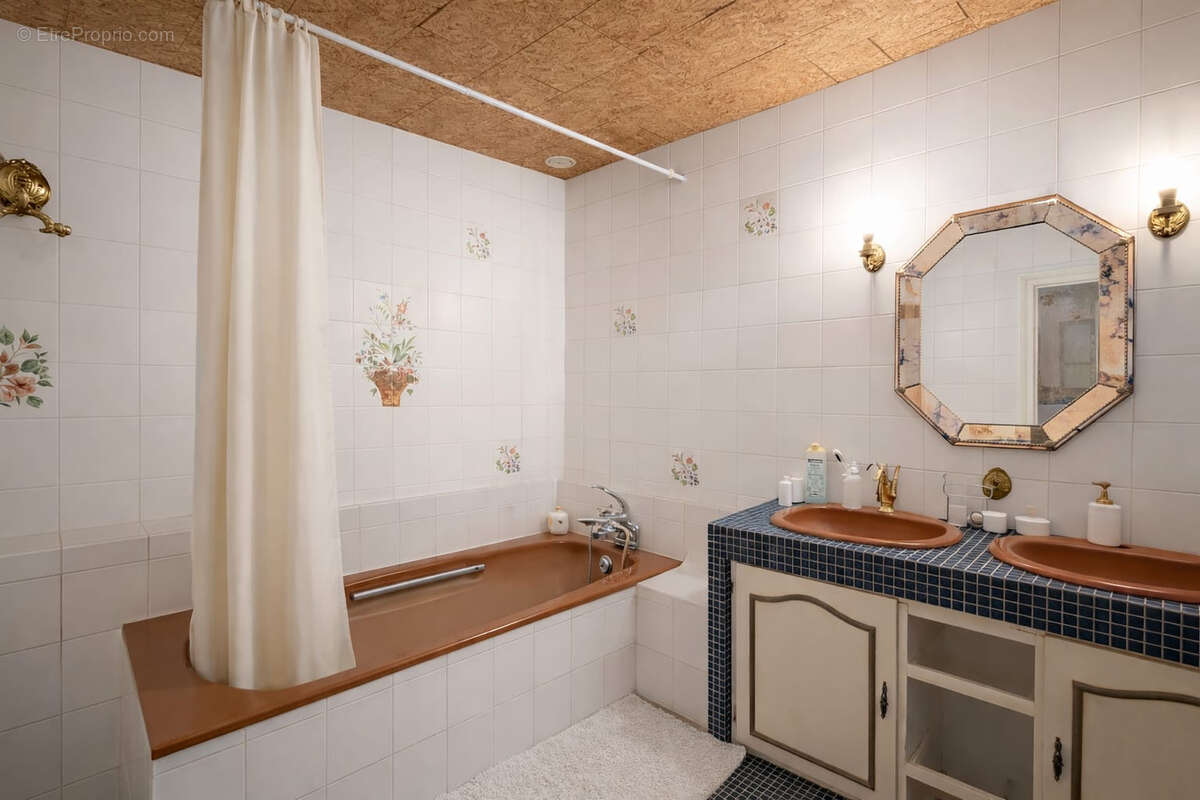 Maison à CLERMONT-FERRAND