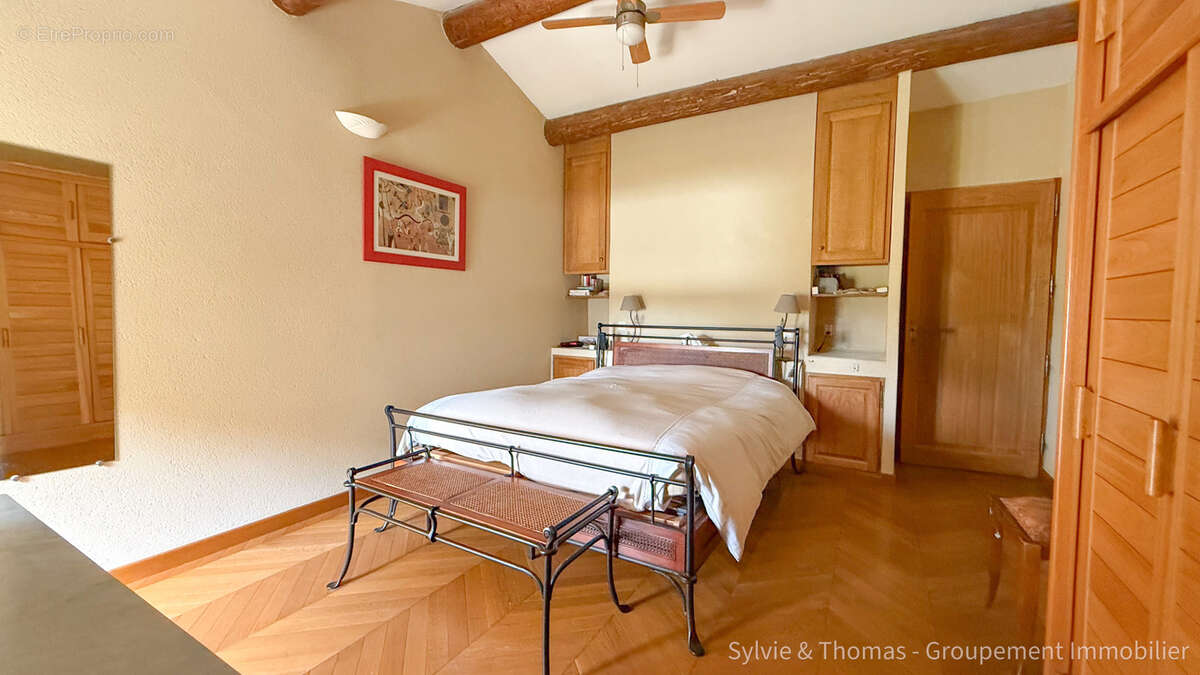 Maison à CADEROUSSE