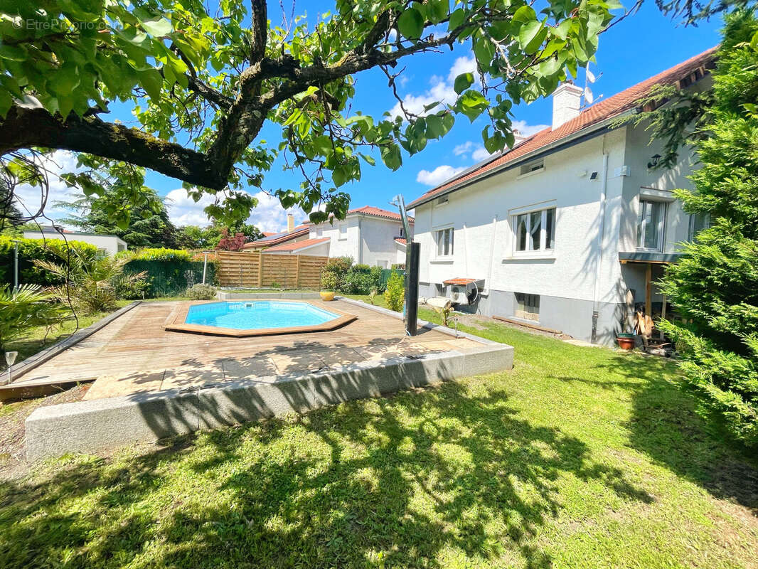 Maison à CHASSE-SUR-RHONE